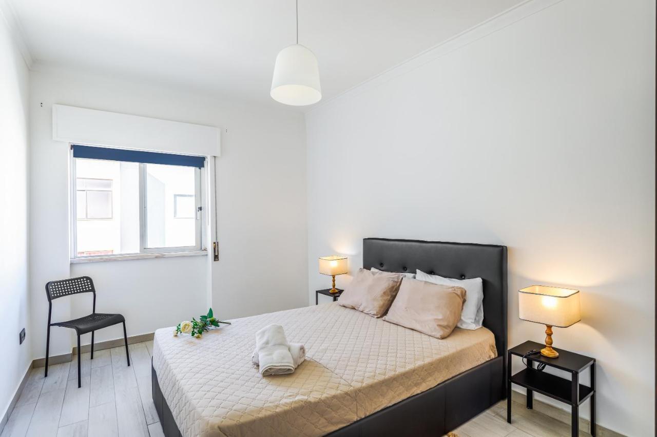 Sleeptubal Moderne Accommodatie Alhos Vedros Dış mekan fotoğraf